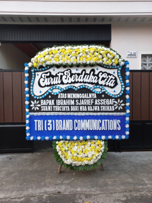 Papan Bunga Duka di Hoya